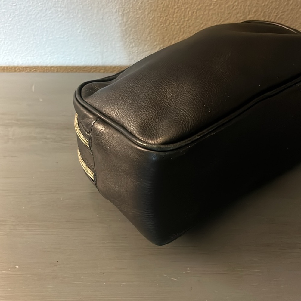 Balenciaga Black Leather Second Toiletry Bag Luxury Balenciaga EUC - Picture 9 of 17